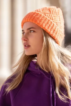 Bonnet En Maille Torsadée Orange