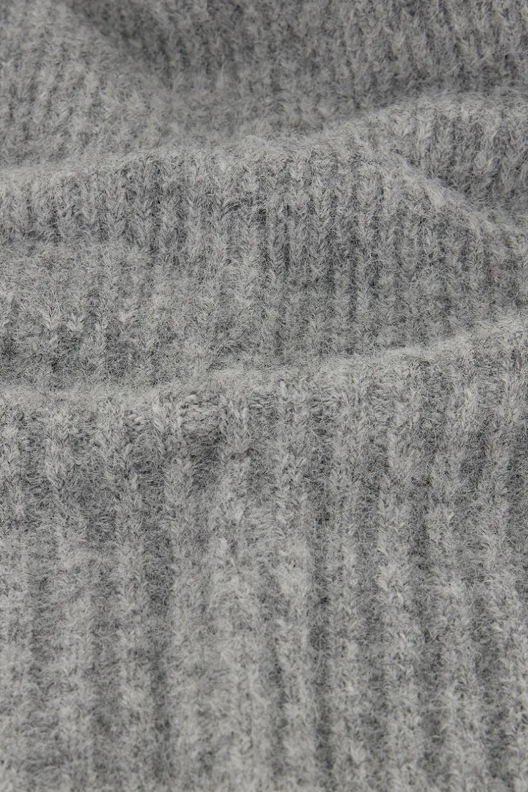 Cagoule Grise En Tricot