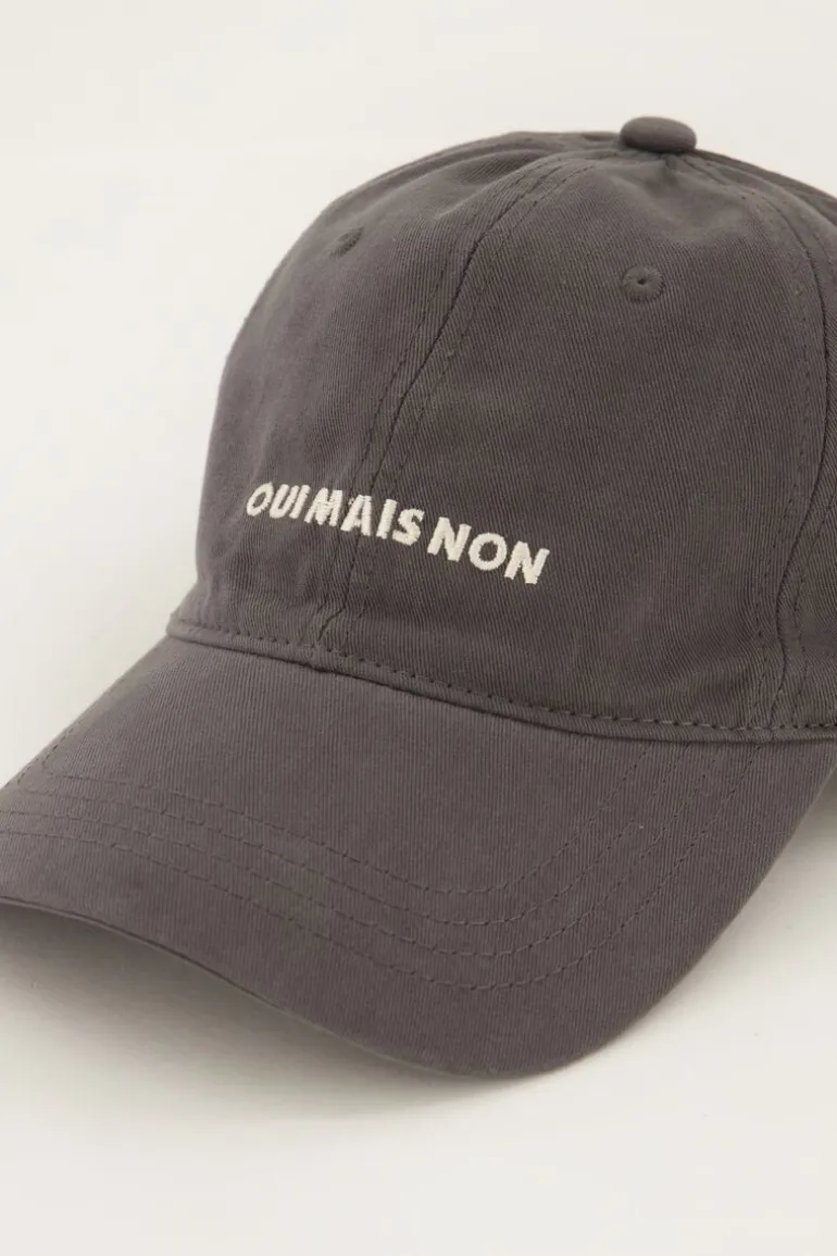 Casquette Gris Foncé "Oui Mais Non"