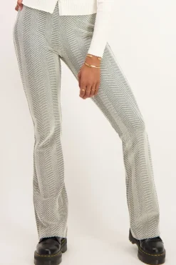 Pantalon Flared à Motif Noir Et Blanc
