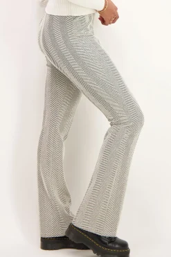 Pantalon Flared à Motif Noir Et Blanc